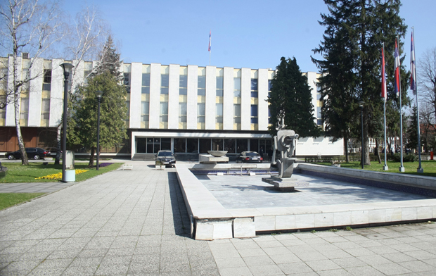 Одлука Скупштине РС: ОХР мора отићи